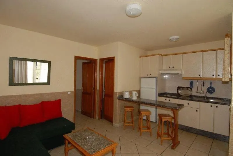 Apartamentos Acuario Sol Puerto del Carmen  Puerto del Carmen (Lanzarote)
